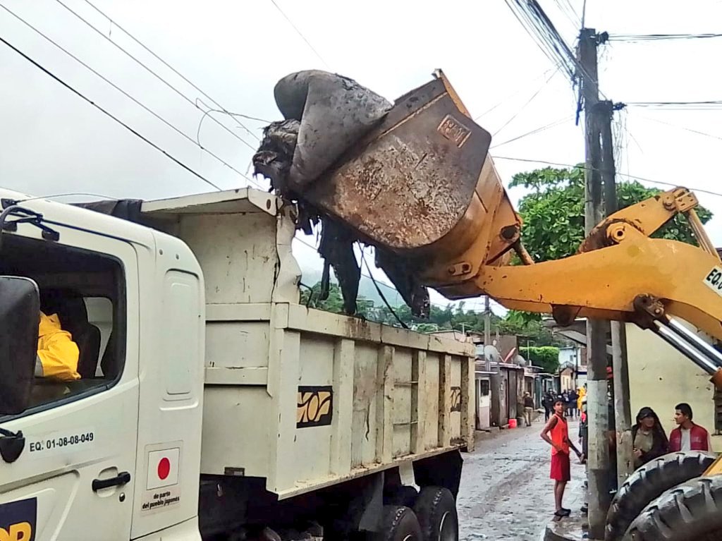 Obras Públicas despliega brigadas de mitigación y riesgo a nivel nacional para salvaguardar la vida de la población obras-publicas-despliega-brigadas-de-mitigacion-y-riesgo-a-nivel-nacional-para-salvaguardar-la-vida-de-la-poblacion